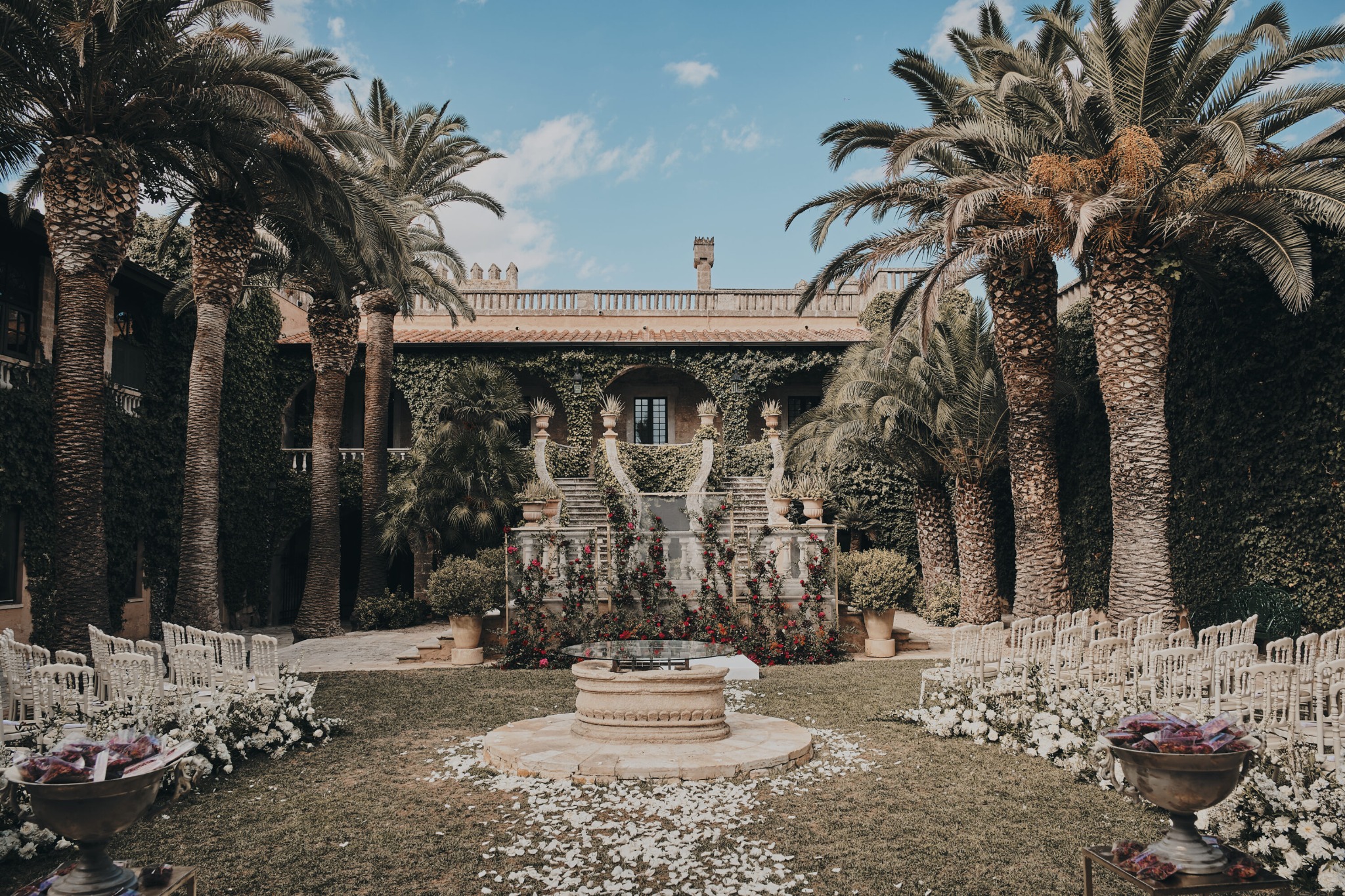 The ceremony courtyard at Castello Monaci
